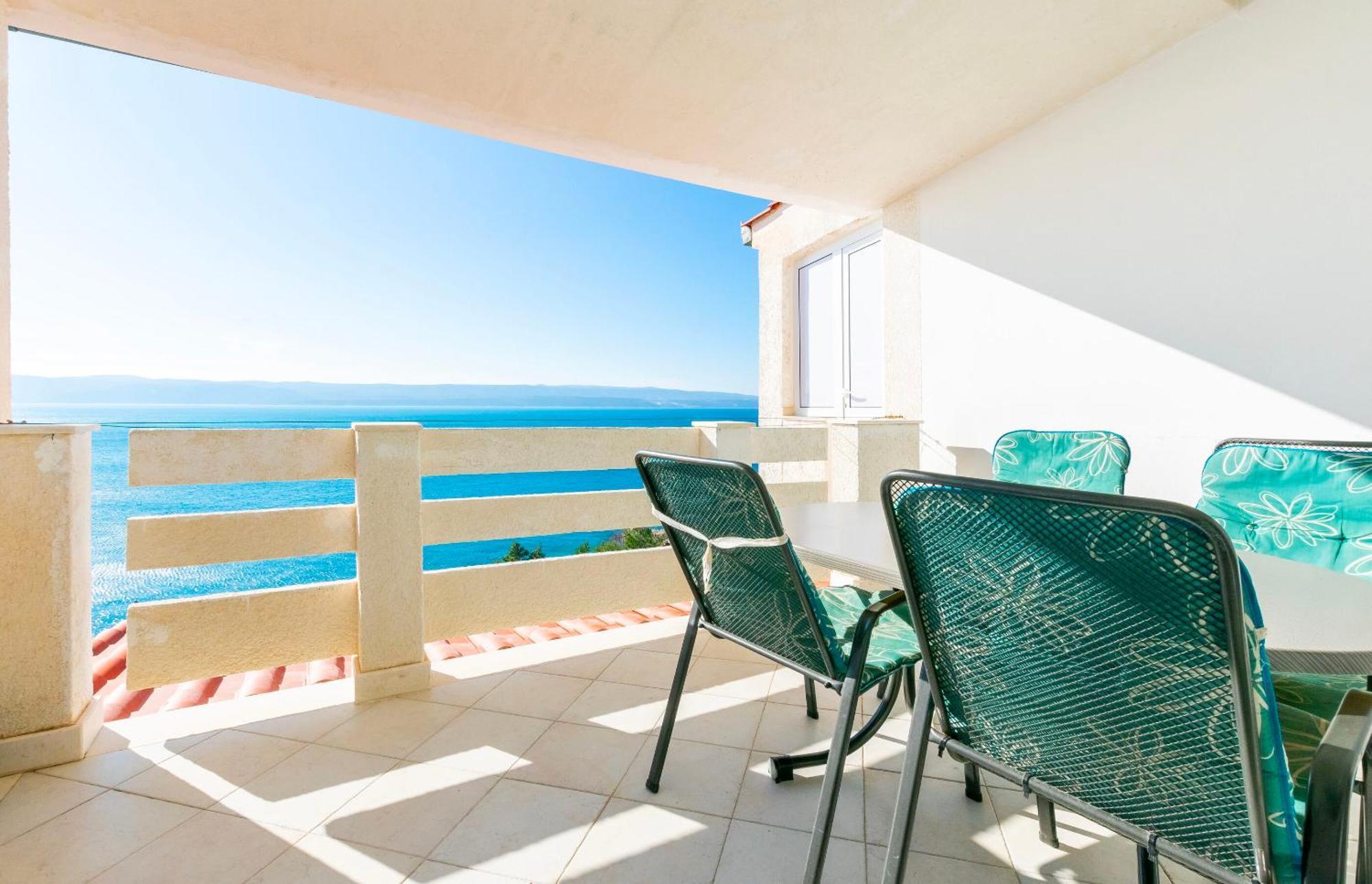 Apartments Ivo - Sea View; Pisak Exterior photo