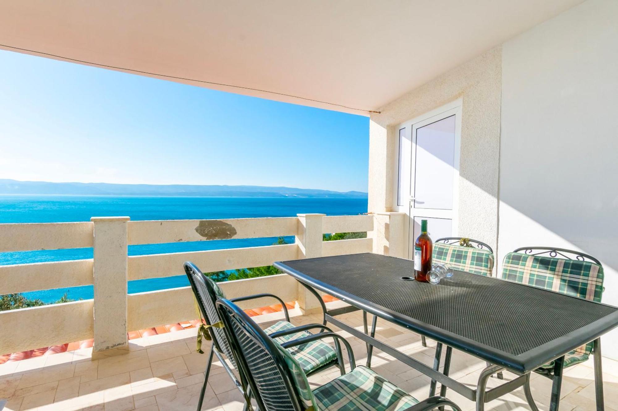 Apartments Ivo - Sea View; Pisak Exterior photo
