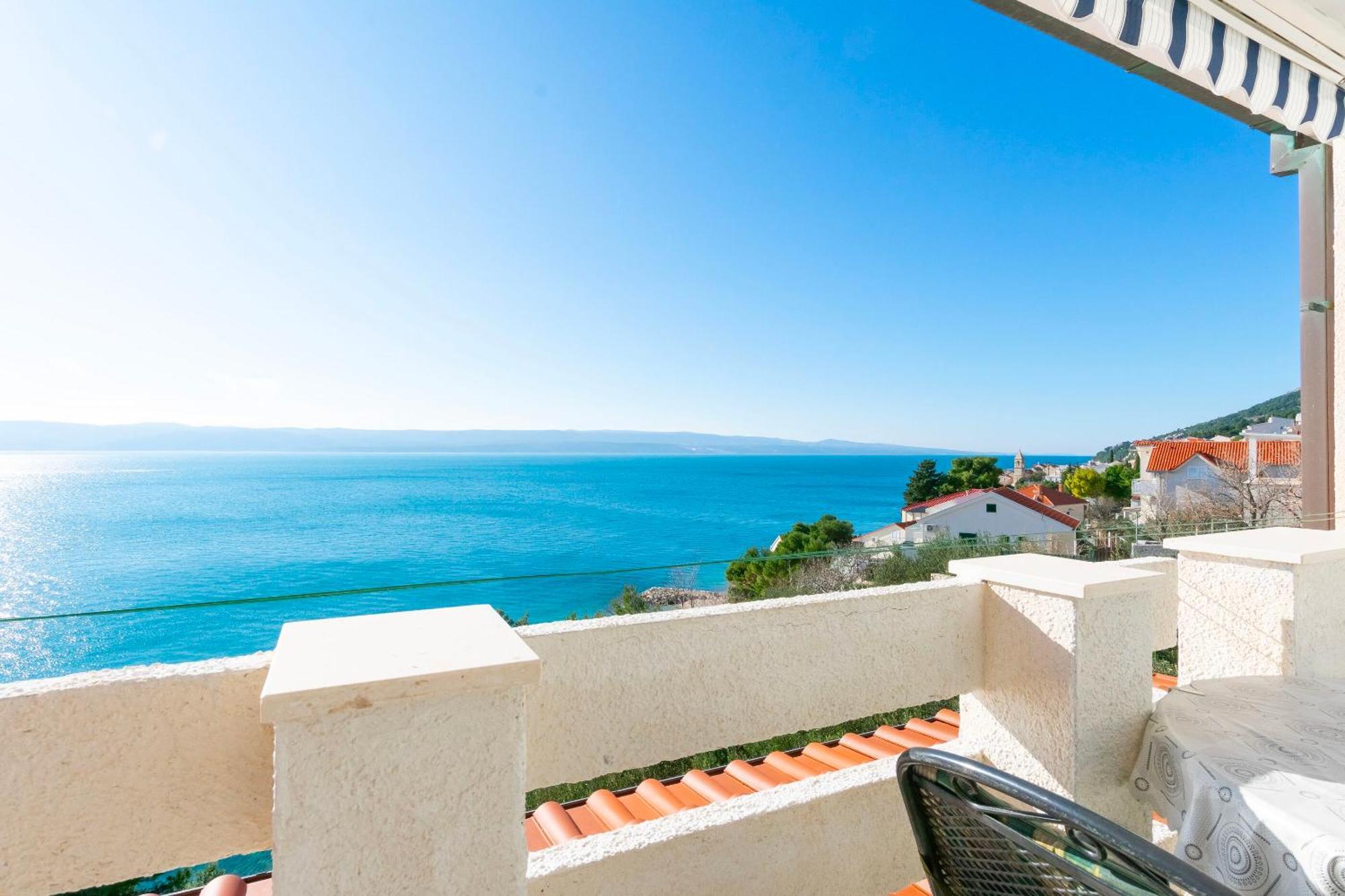 Apartments Ivo - Sea View; Pisak Exterior photo