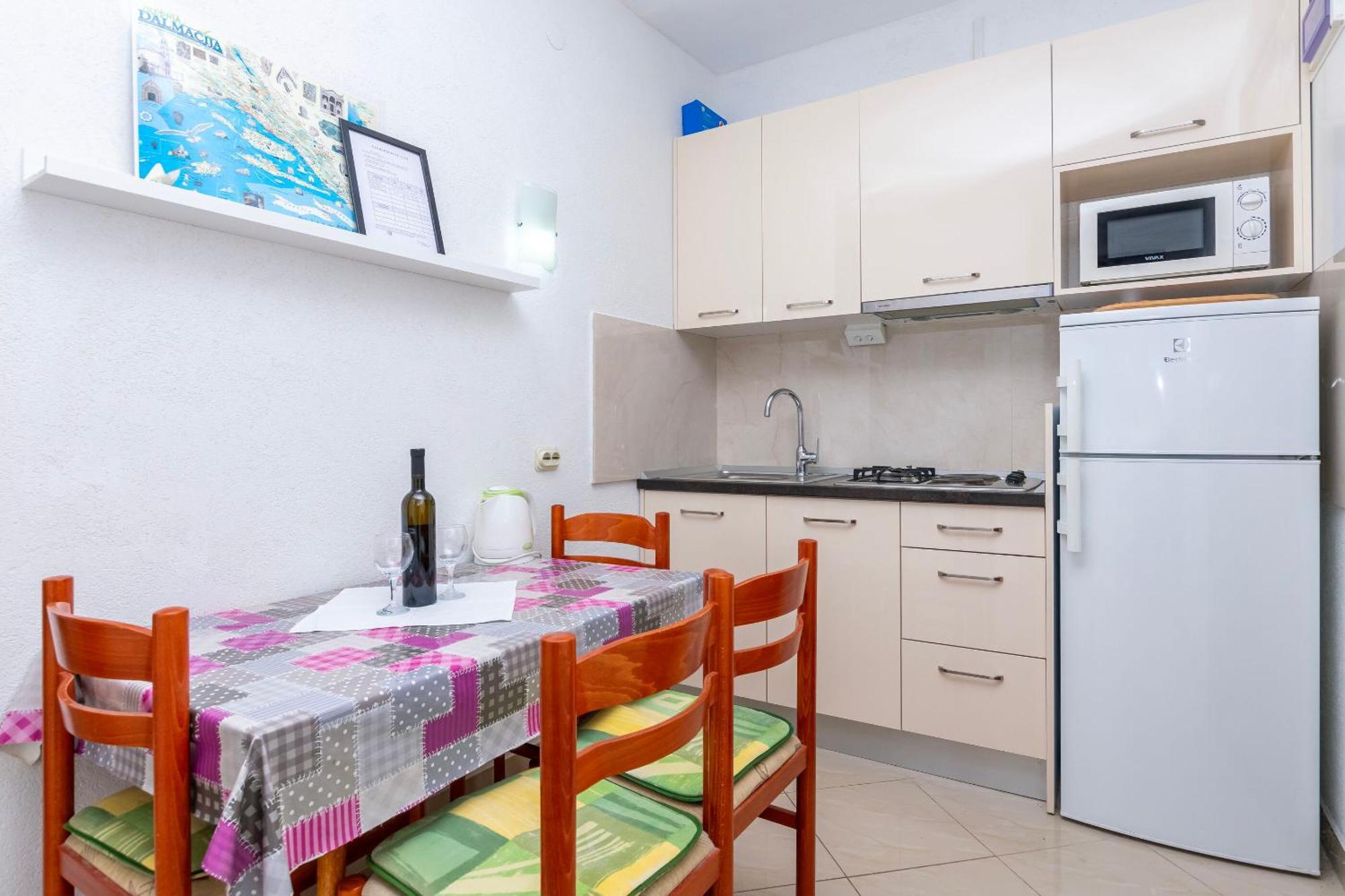 Apartments Ivo - Sea View; Pisak Exterior photo