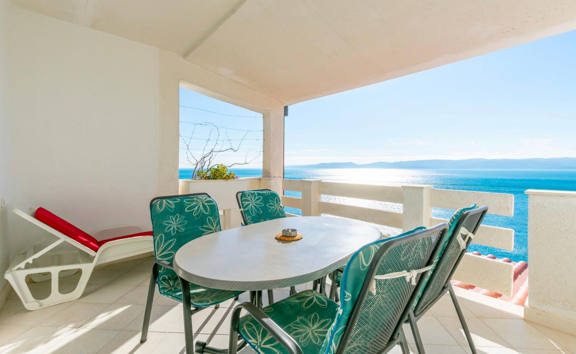 Apartments Ivo - Sea View; Pisak Exterior photo