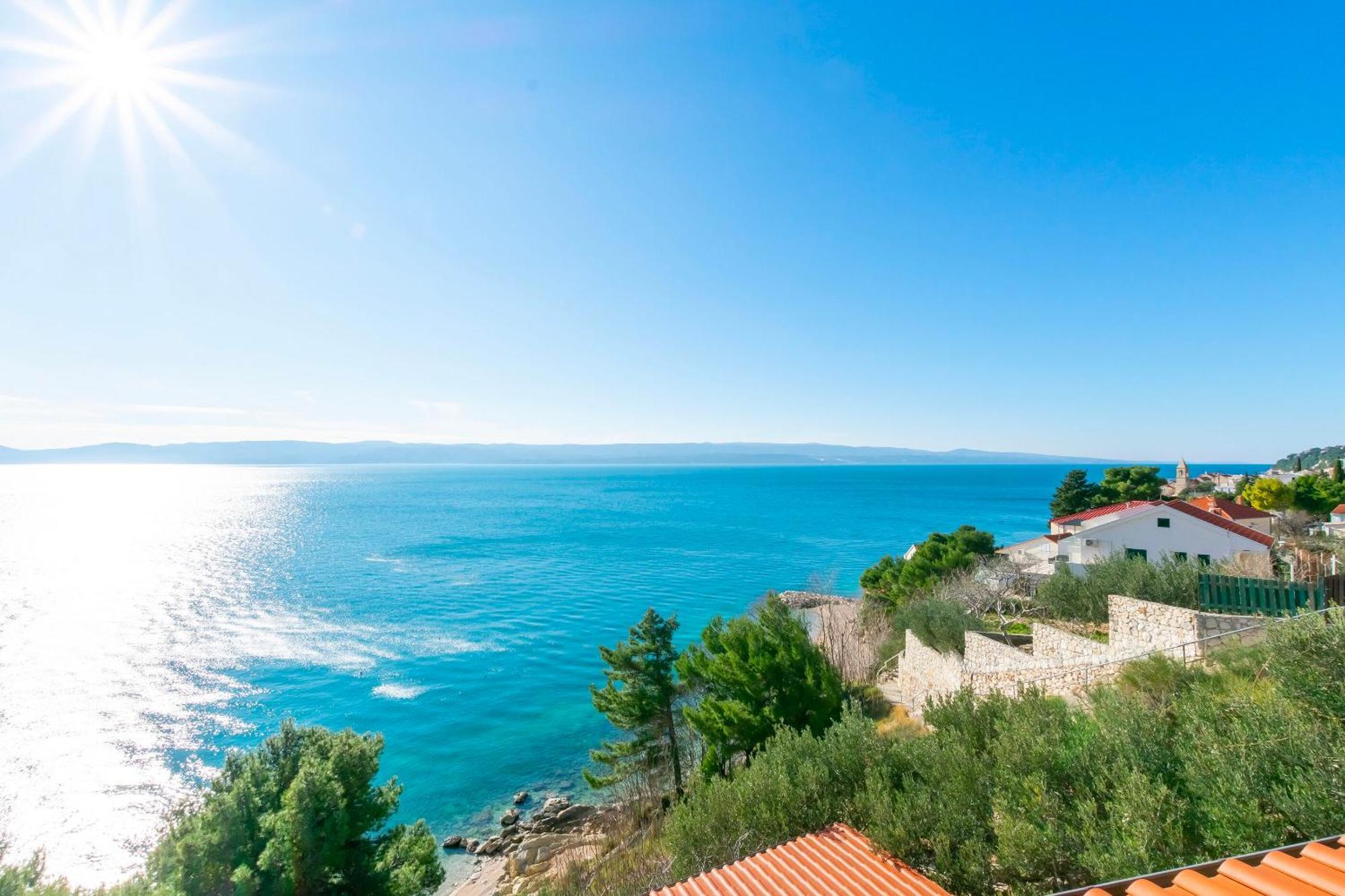 Apartments Ivo - Sea View; Pisak Exterior photo